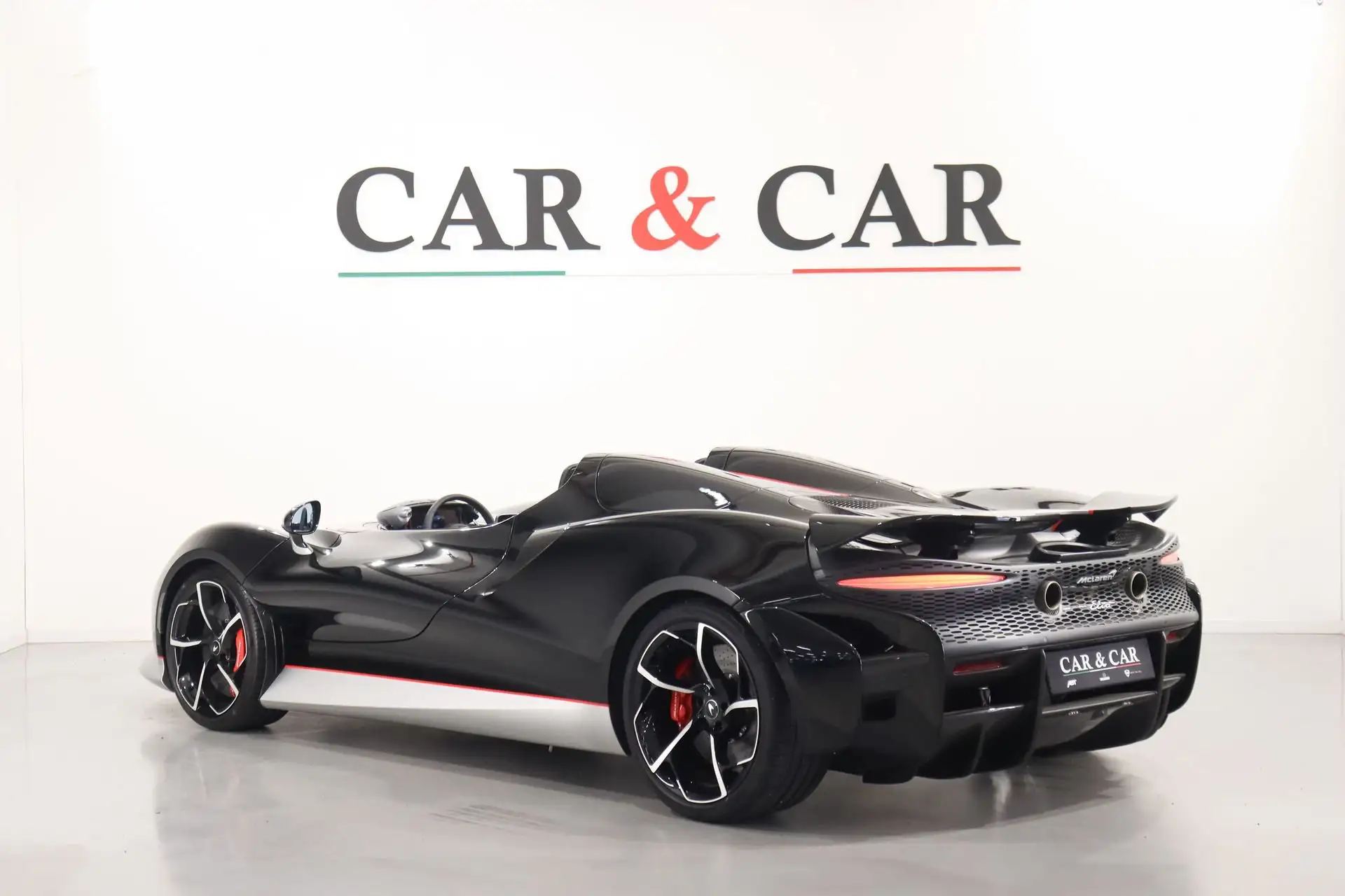 맥라렌 Elva 2022 검정 사진 2