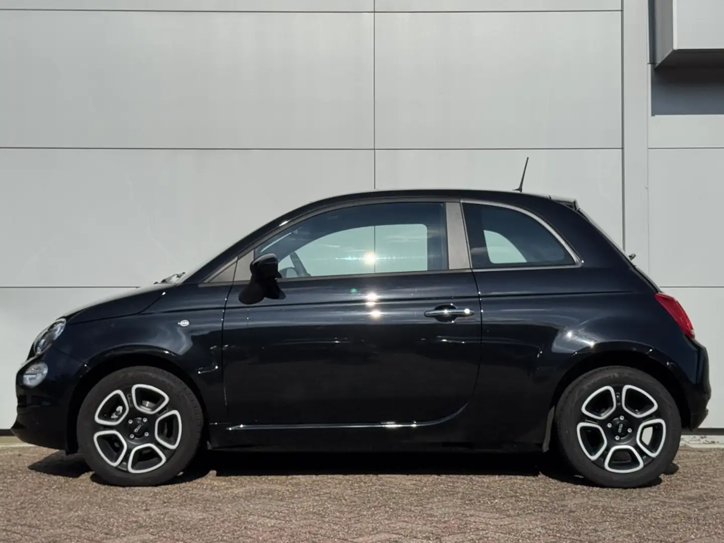 Fiat 500 1.0 Hybrid 70 PK Club | Apple Carplay | Airco Zwart - 2