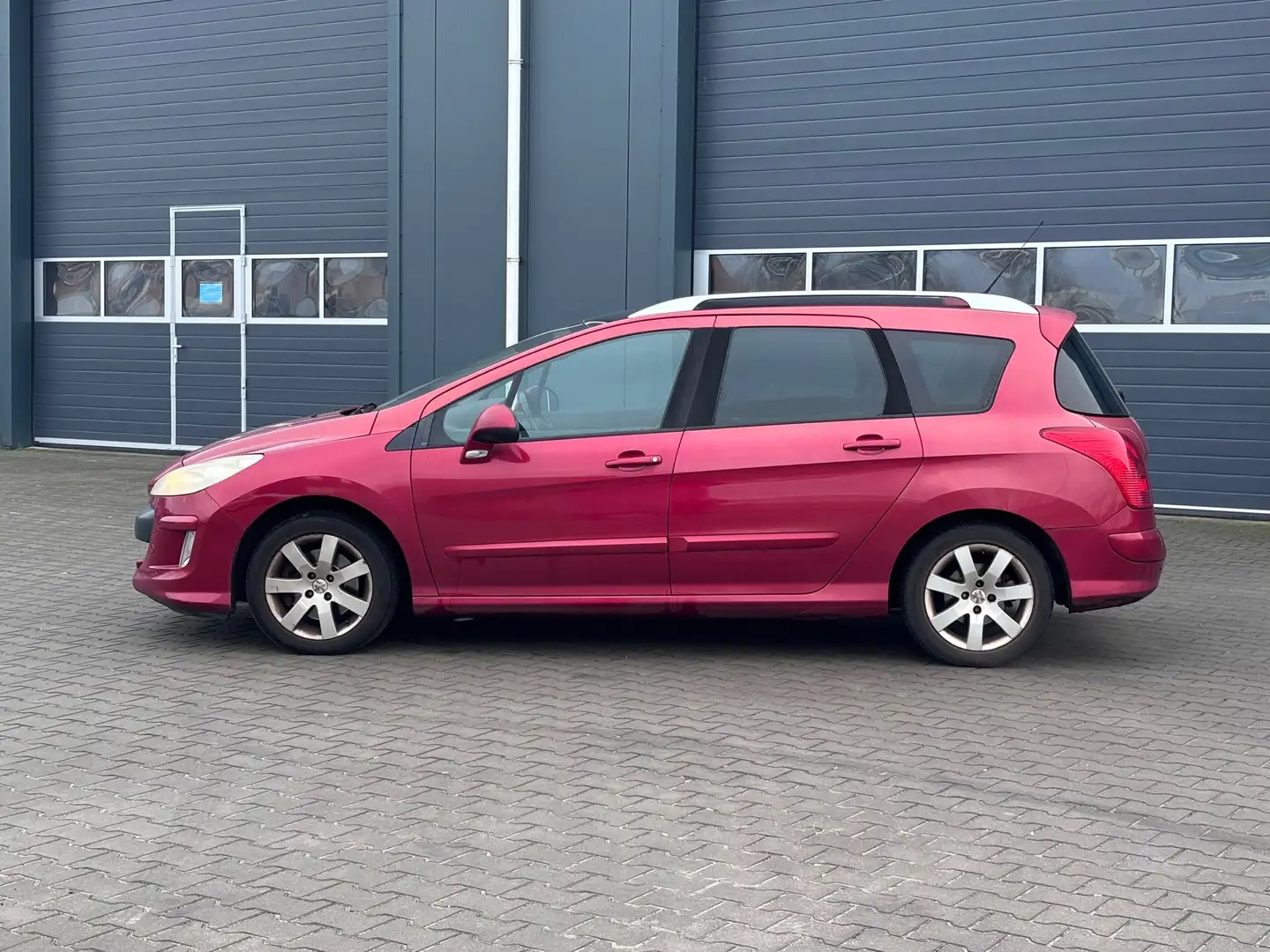 Peugeot 308 1.6 THP XT | Airco + Cruise Rot - 2