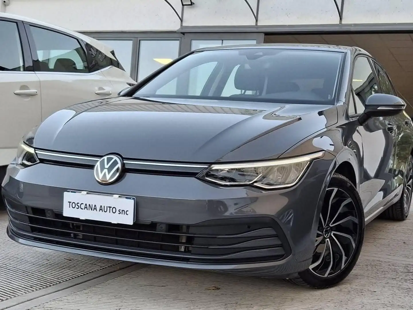 Volkswagen Golf Golf 10-2021 1.0 etsi evo  110cv dsg Grigio - 1
