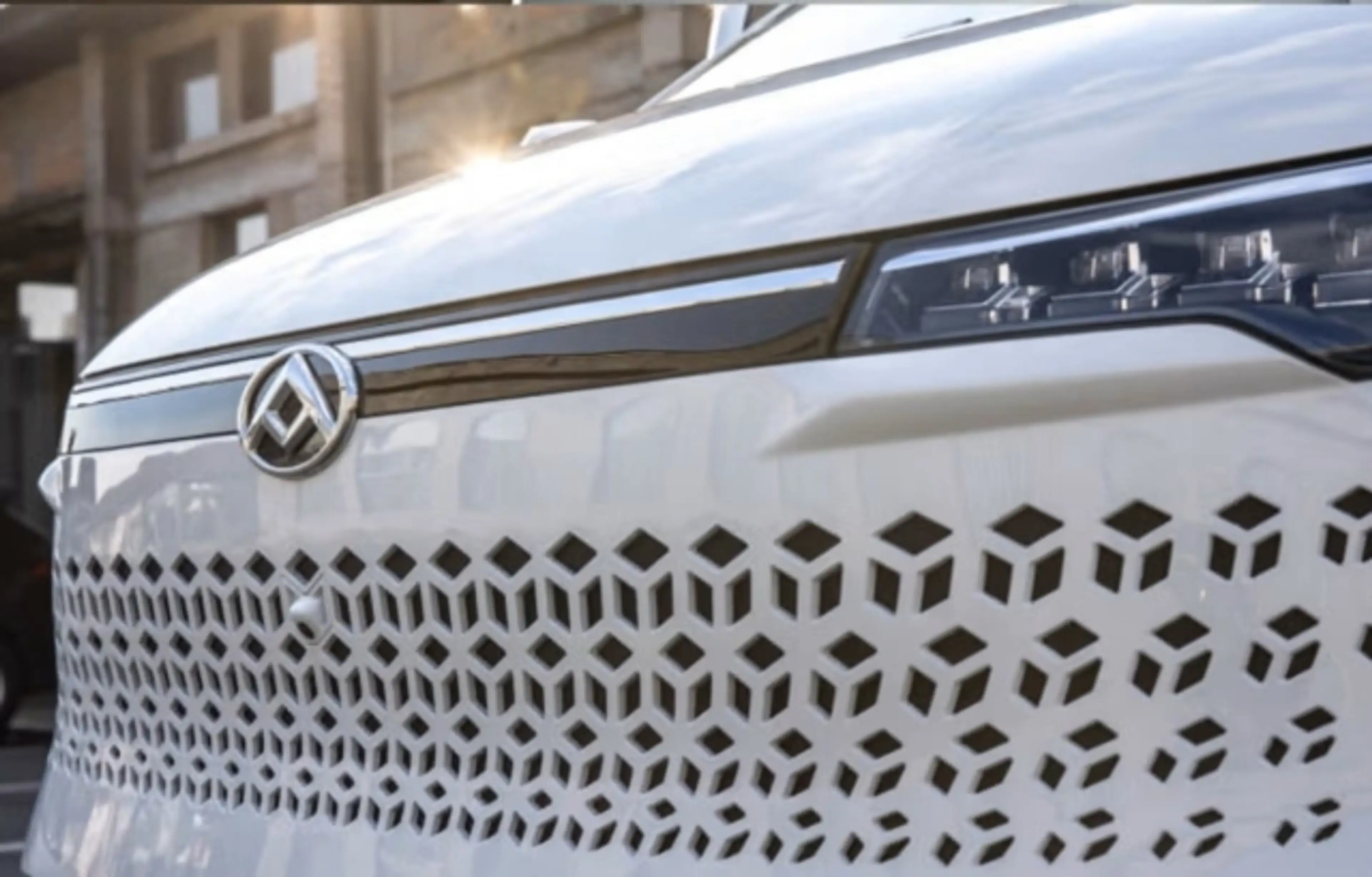 Maxus eDeliver 7 Maxus ED7 L2H1 AWD — photo 3