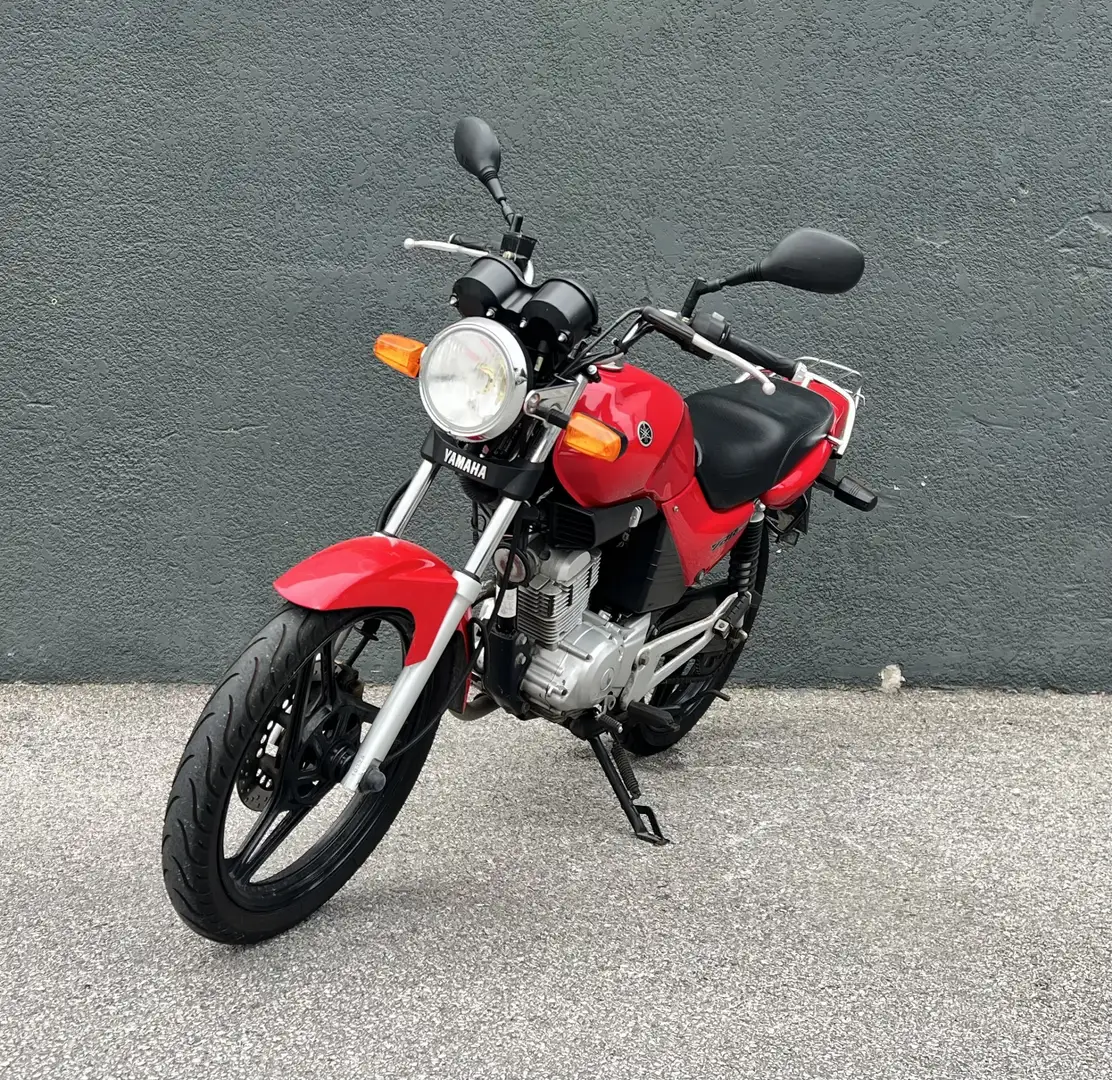 Yamaha YBR 125 Rouge - 2