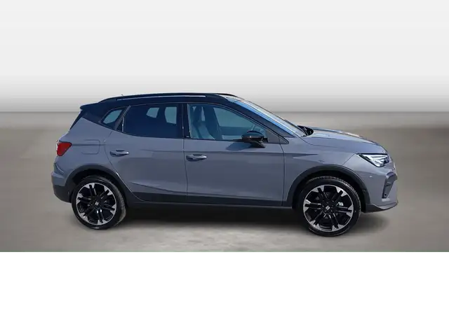 Seat Arona view 5