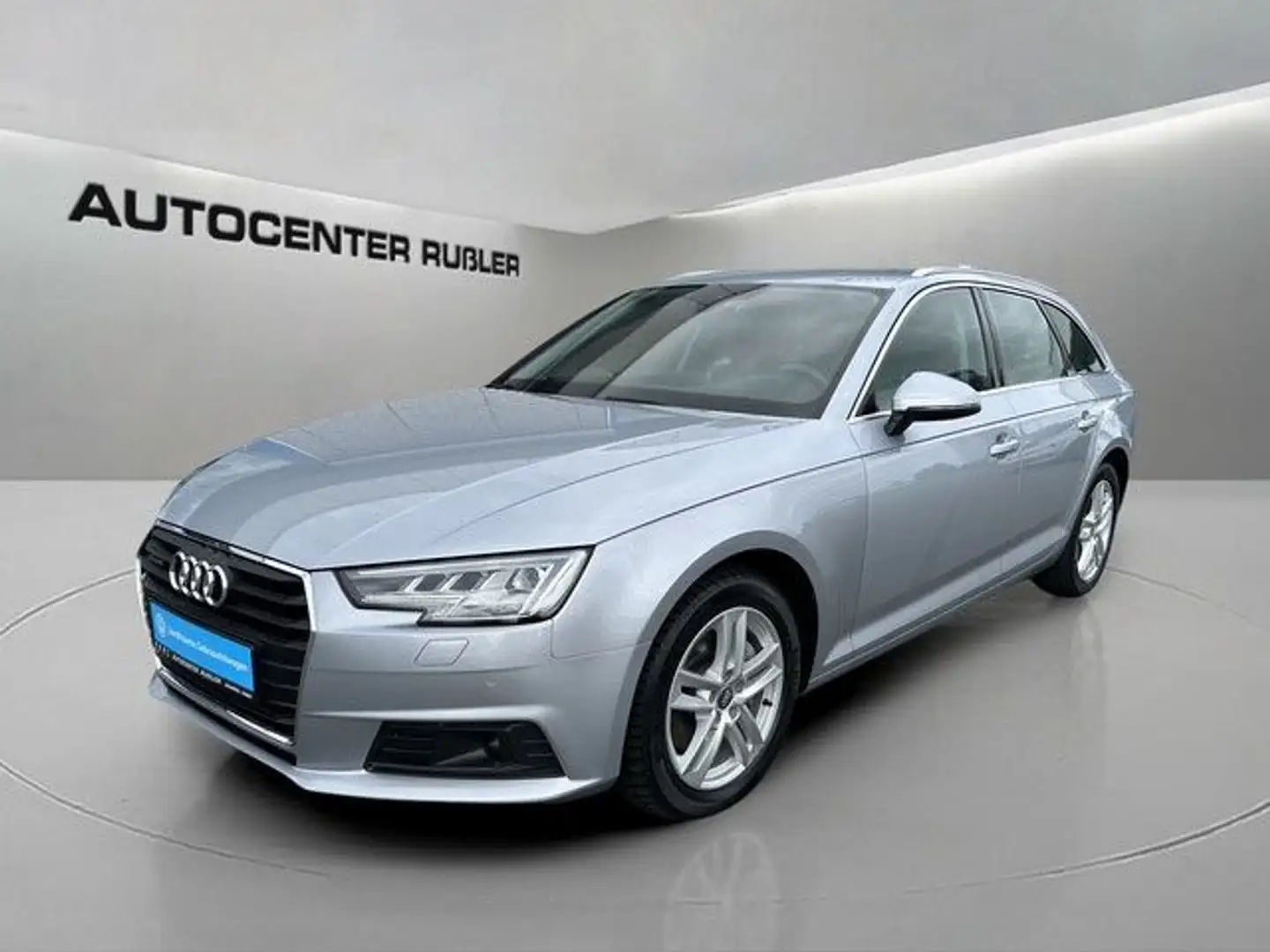 Audi A4 Avant quattro Matrix DAB Navi Silber - 1