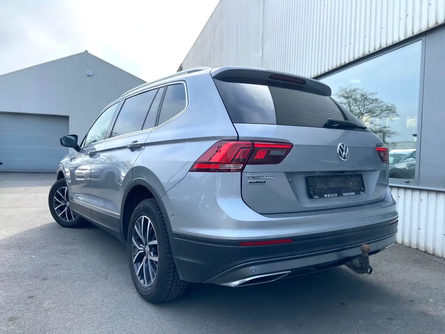 Volkswagen Tiguan Allspace Long 2.0 TDi SCR Highline 2021 Grigio - 2