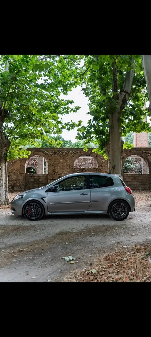 Renault Clio 2.0 Sport - 2