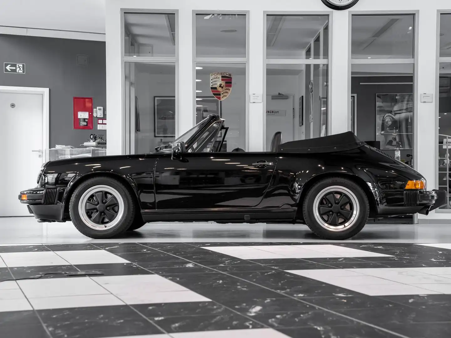 Porsche 911 Carrera 3.2 Cabriolet mit G50 Getriebe+Matching Nu Negru - 2