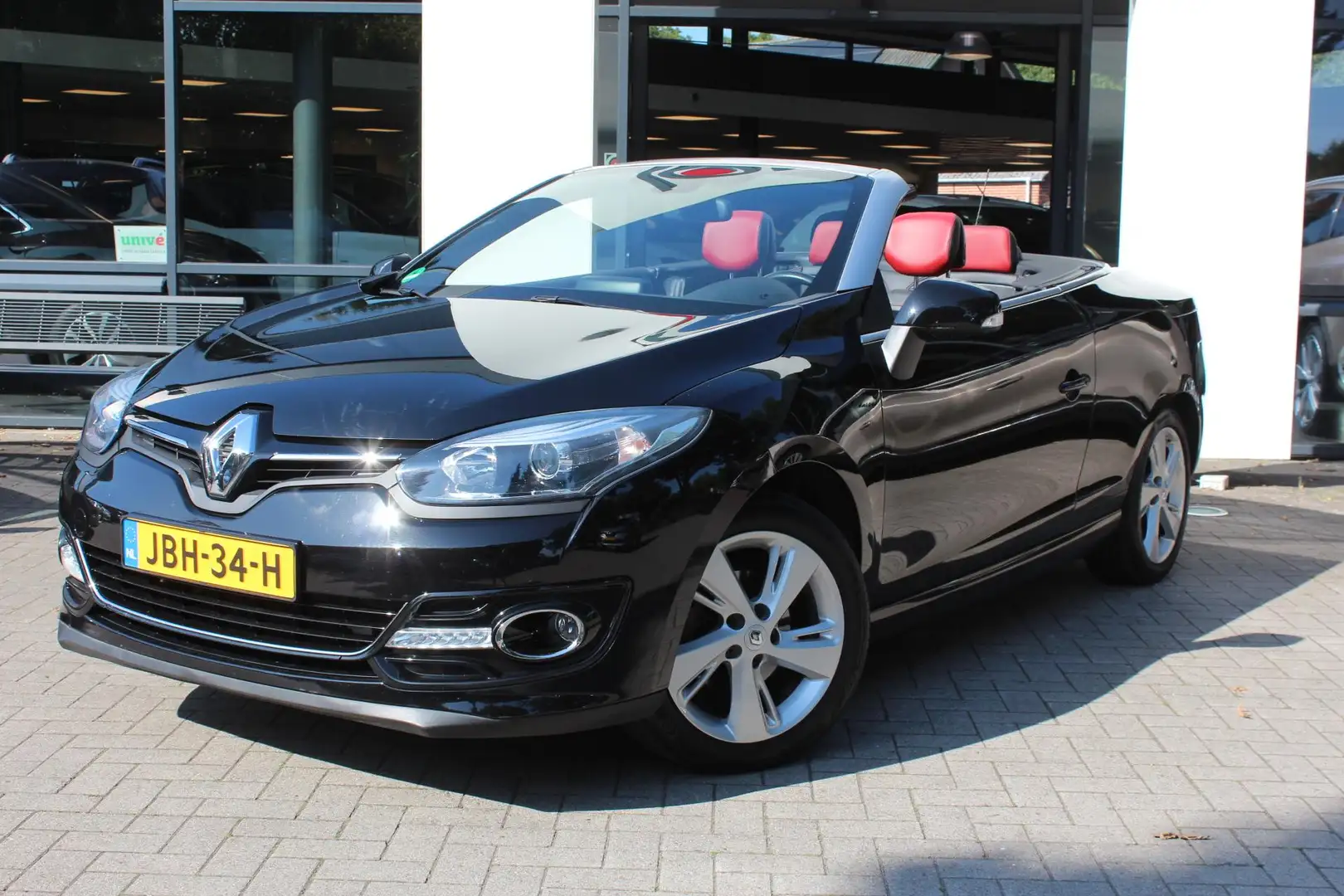 Renault Megane Coupé-Cabriolet 140 AUTOMAAT 2.0 Privilège Noir - 1
