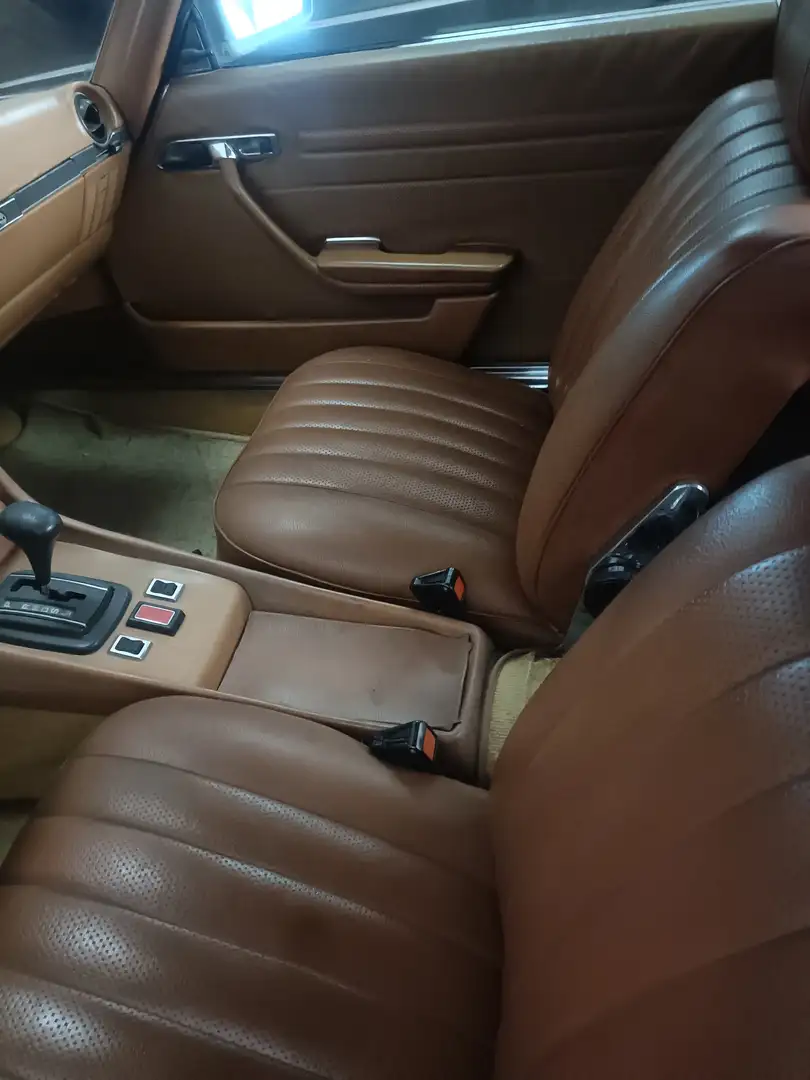 Mercedes-Benz SLC 280 Violett - 2