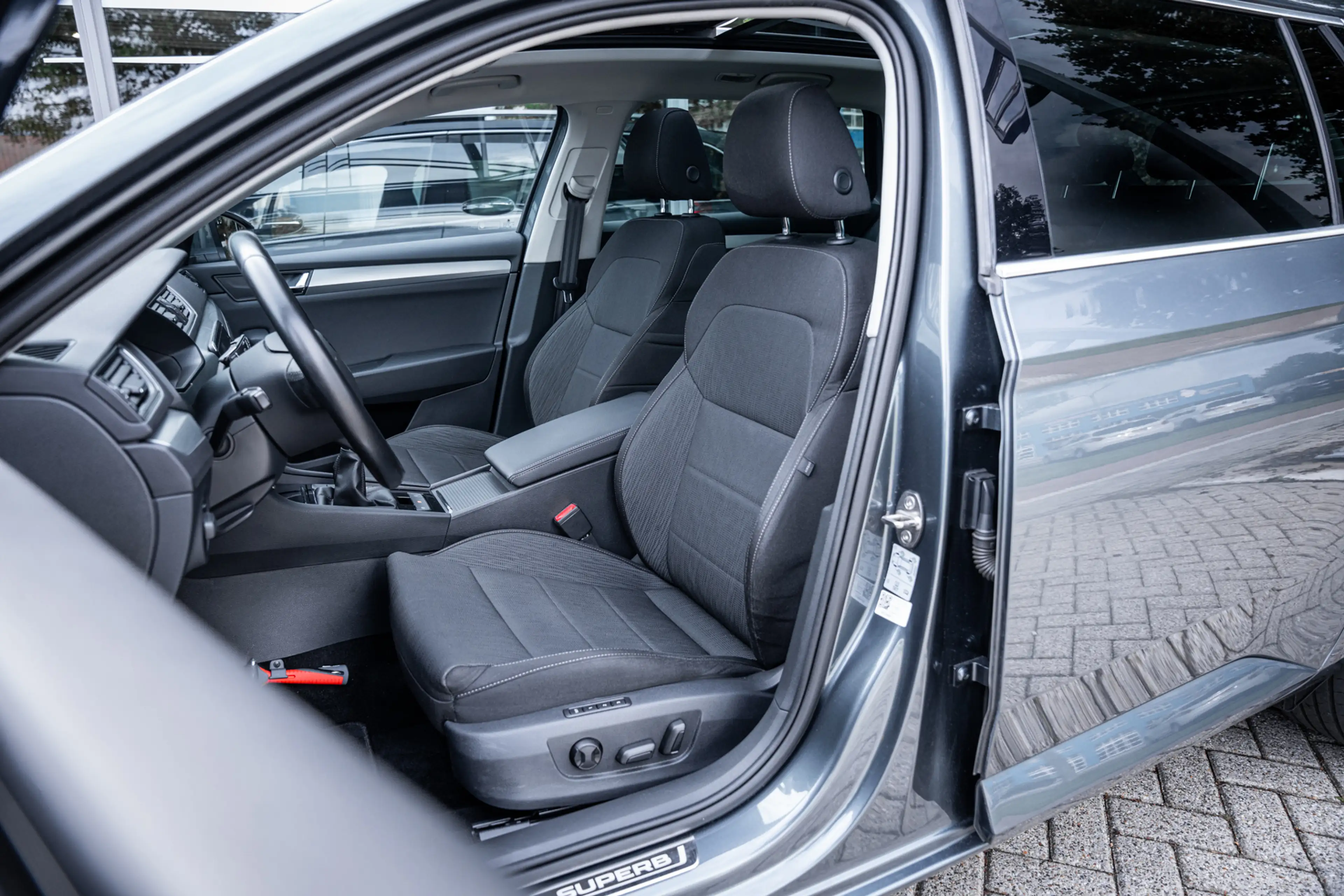 Skoda Superb Combi 1.5 TSI ACT Ambition Business|Trekh|Pano|Mem — photo 12