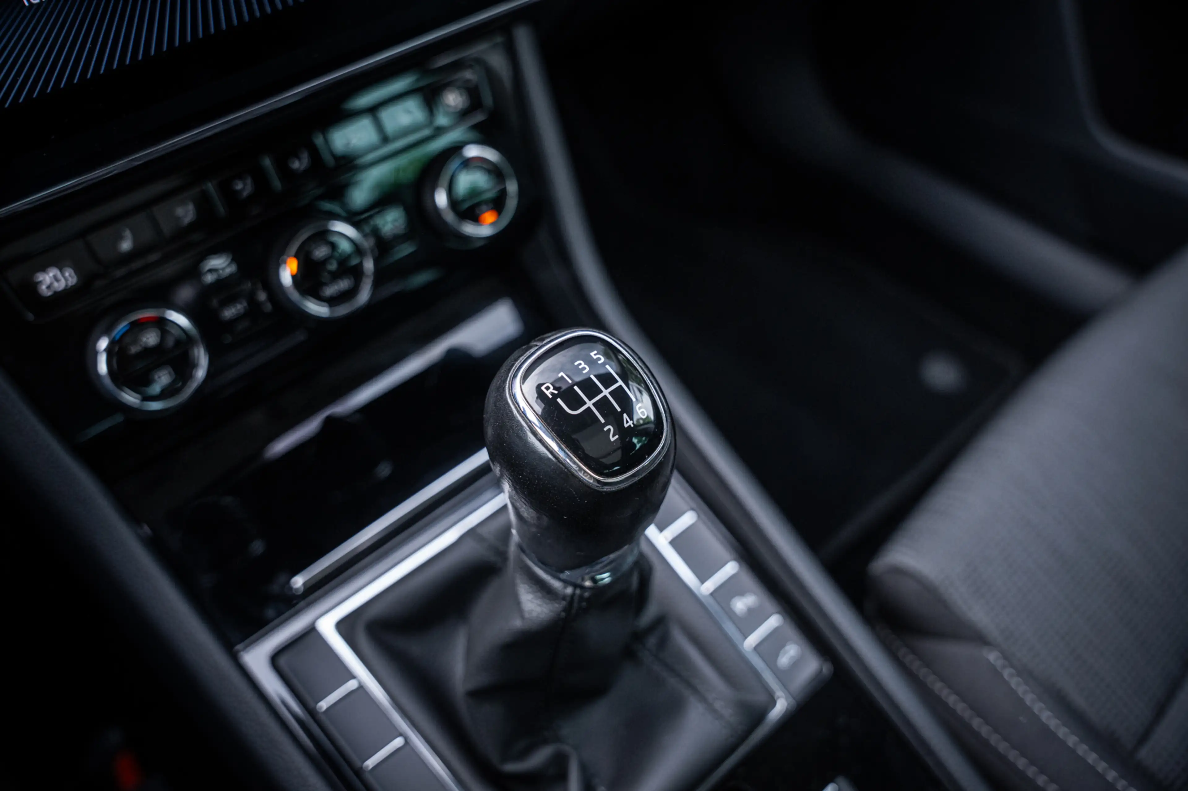 Skoda Superb Combi 1.5 TSI ACT Ambition Business|Trekh|Pano|Mem — photo 32