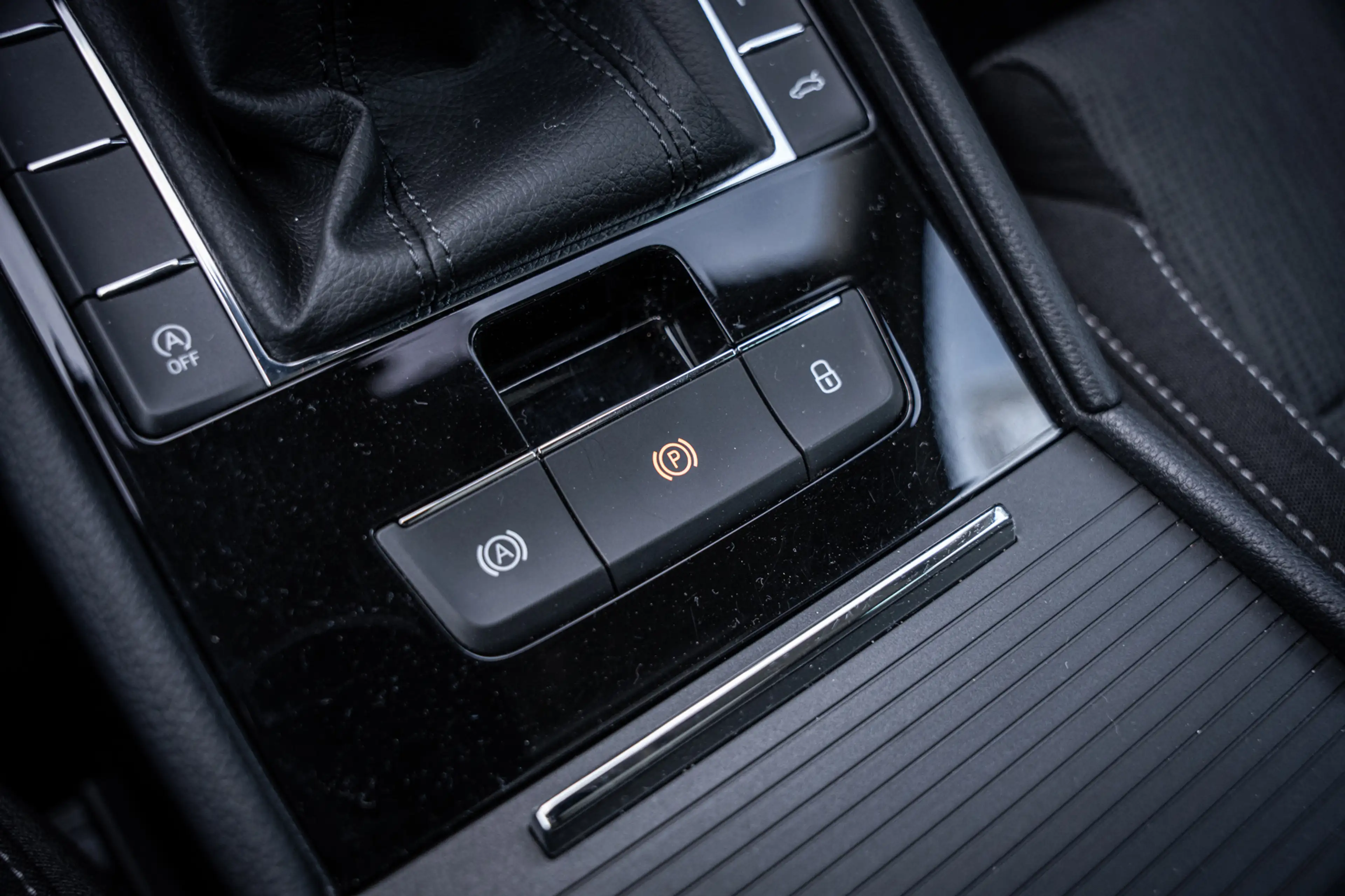Skoda Superb Combi 1.5 TSI ACT Ambition Business|Trekh|Pano|Mem — photo 35