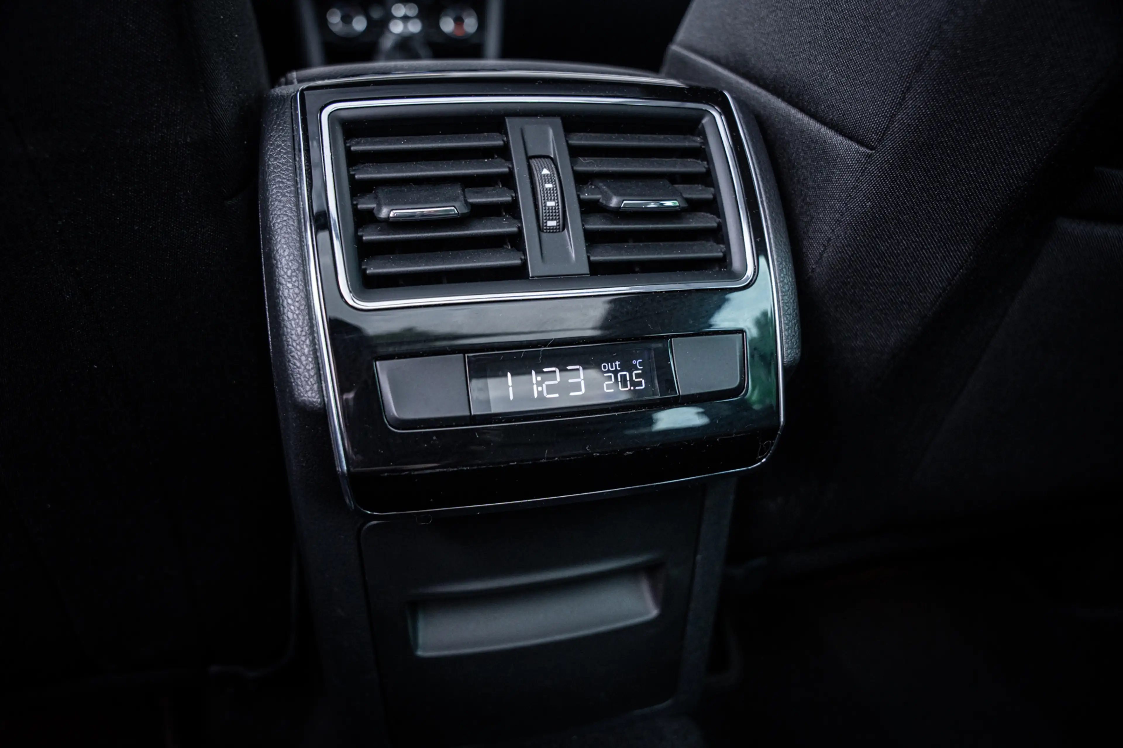 Skoda Superb Combi 1.5 TSI ACT Ambition Business|Trekh|Pano|Mem — photo 16