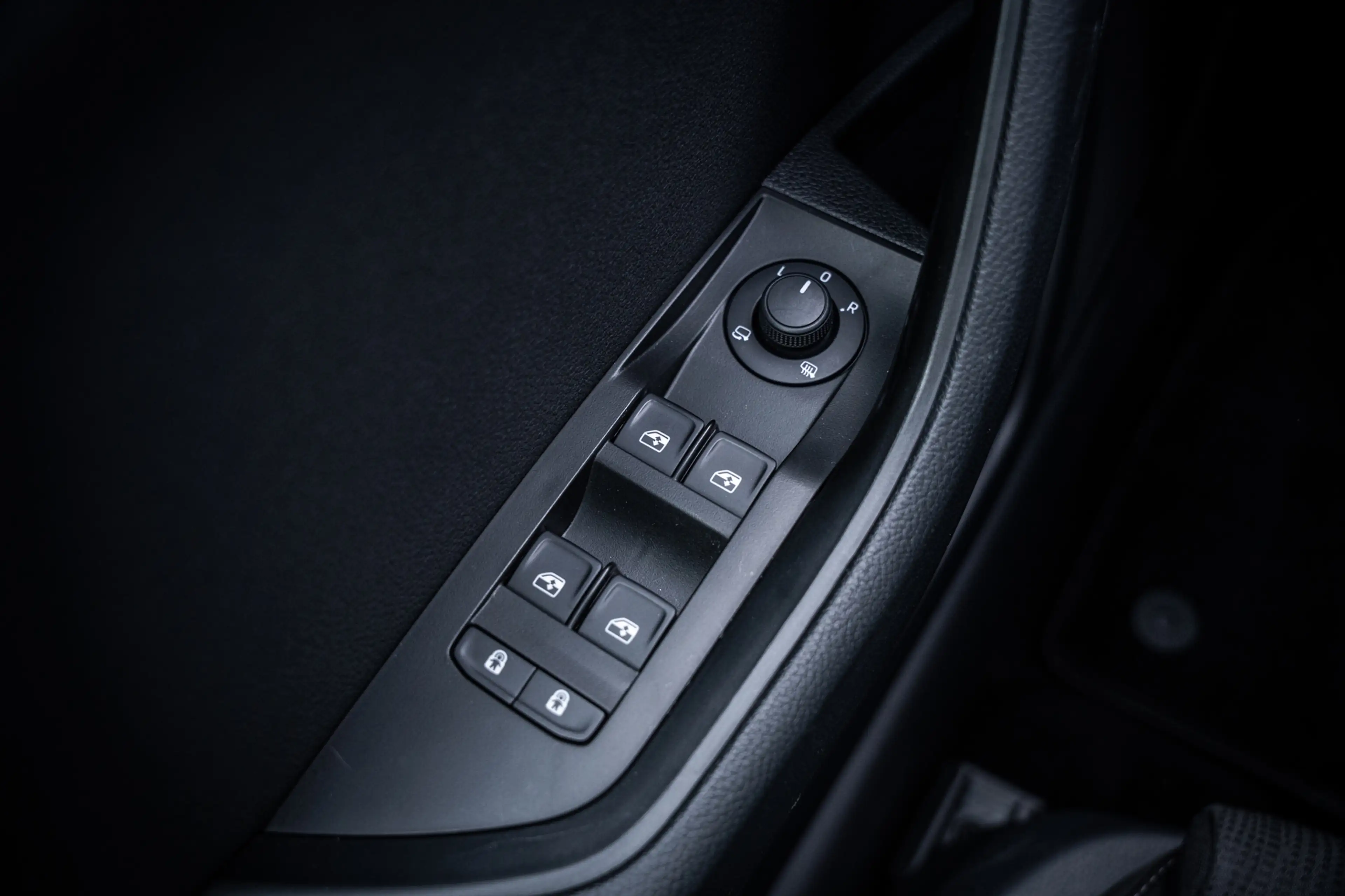 Skoda Superb Combi 1.5 TSI ACT Ambition Business|Trekh|Pano|Mem — photo 43