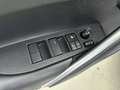 Toyota Corolla Cross 2.0 High Power Hybrid First Edition | Climate cont Gris - thumbnail 23
