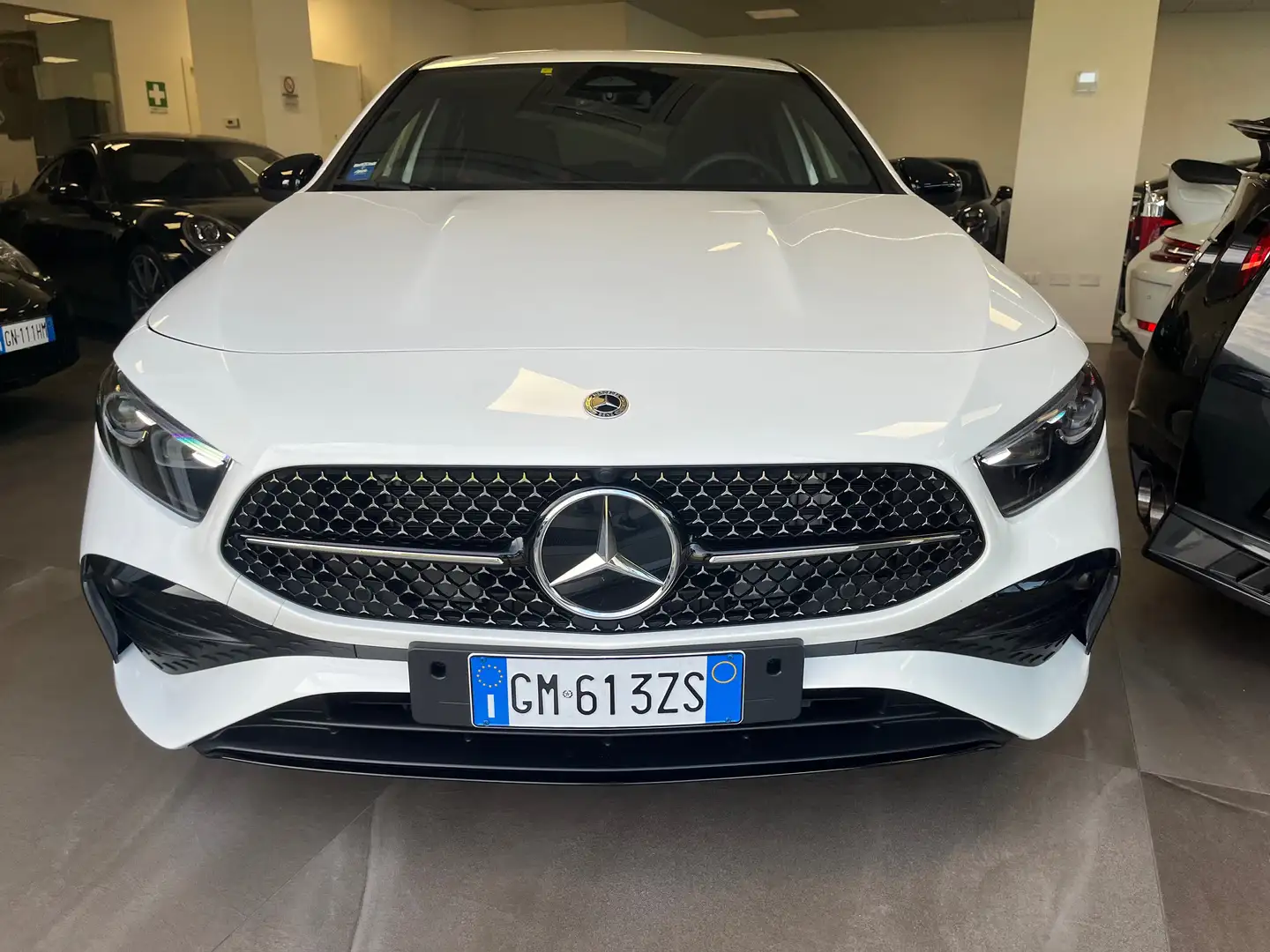 Mercedes-Benz A 200 D AMG LINE PREMIUM UNIPRO' SOLO 5000KM!!! Alb - 2