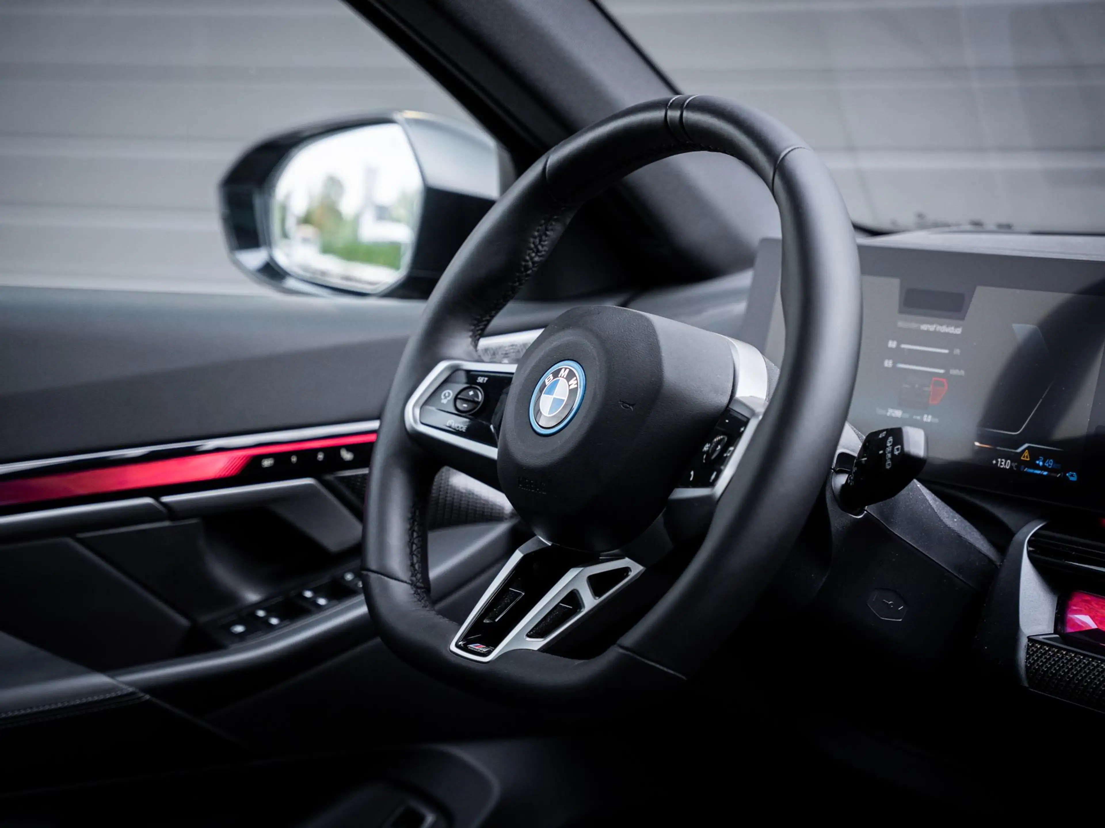 BMW 550 5-serie Touring 550e xDrive M-Sport l Bowers/wilk — photo 14