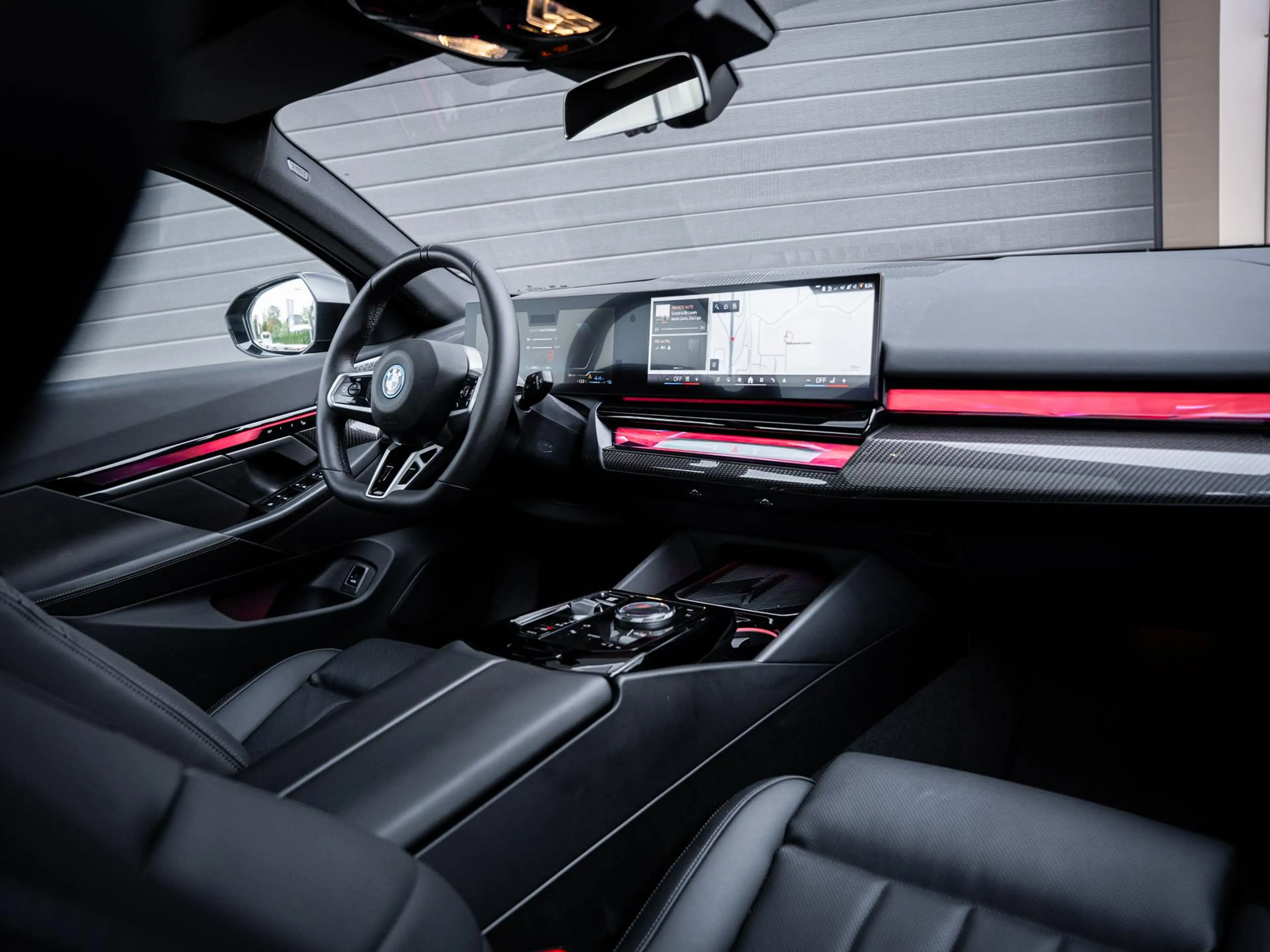 BMW 550 5-serie Touring 550e xDrive M-Sport l Bowers/wilk — photo 13