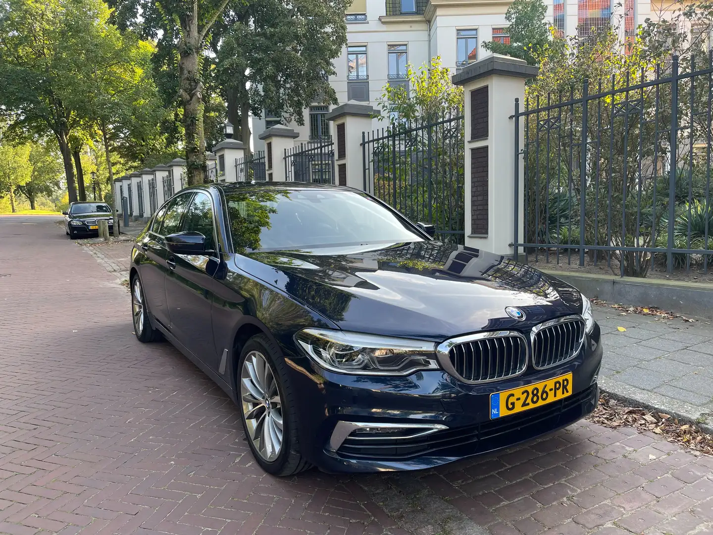 BMW 530 iPerformance EDrive Edition Luxury Line Blauw - 2