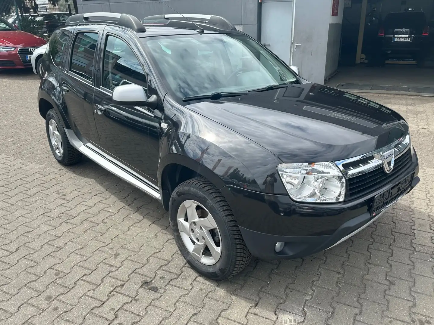 Dacia Duster I Prestige 1.Hand Leder Klima Schwarz - 2
