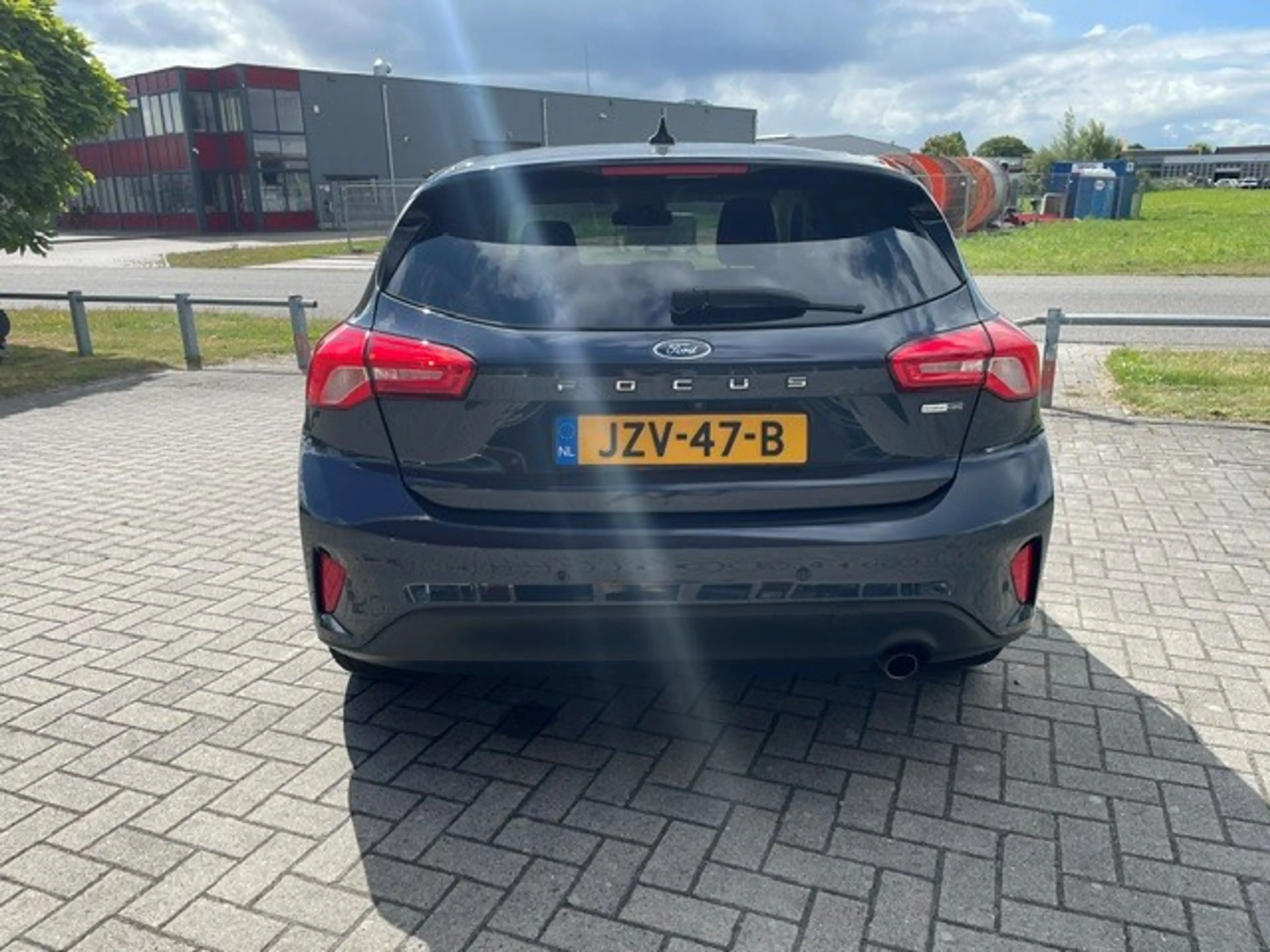 Ford Focus 1.0 EcoBoost Hybrid Active X Business — photo 15