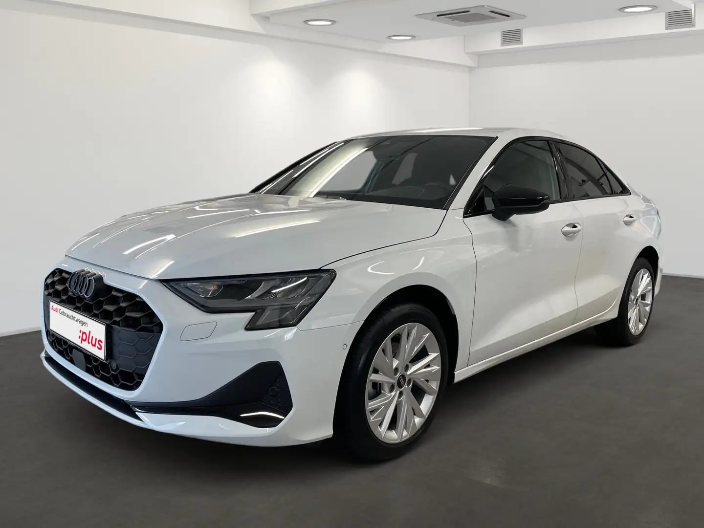 Audi A3 Limousine 30 TFSI advanced *AHK*LED*KAMERA*NAVI* Weiß - 2