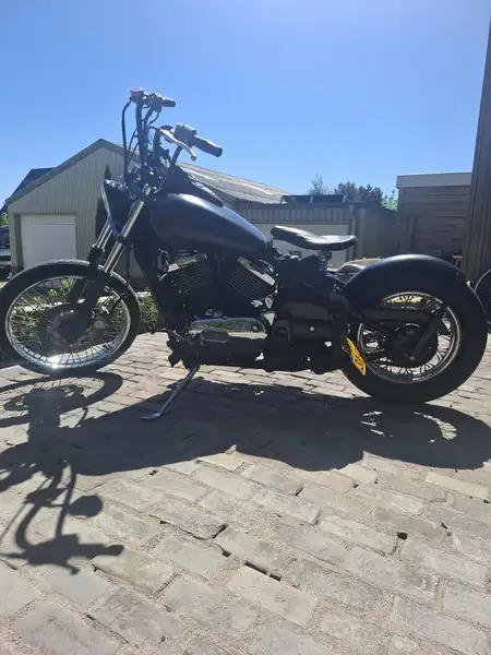 Kawasaki VN 800 - foto 2