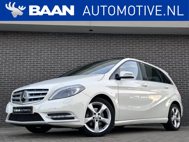 Mercedes-Benz B 200 Ambition | Panoramadak | Leder | Navigatie