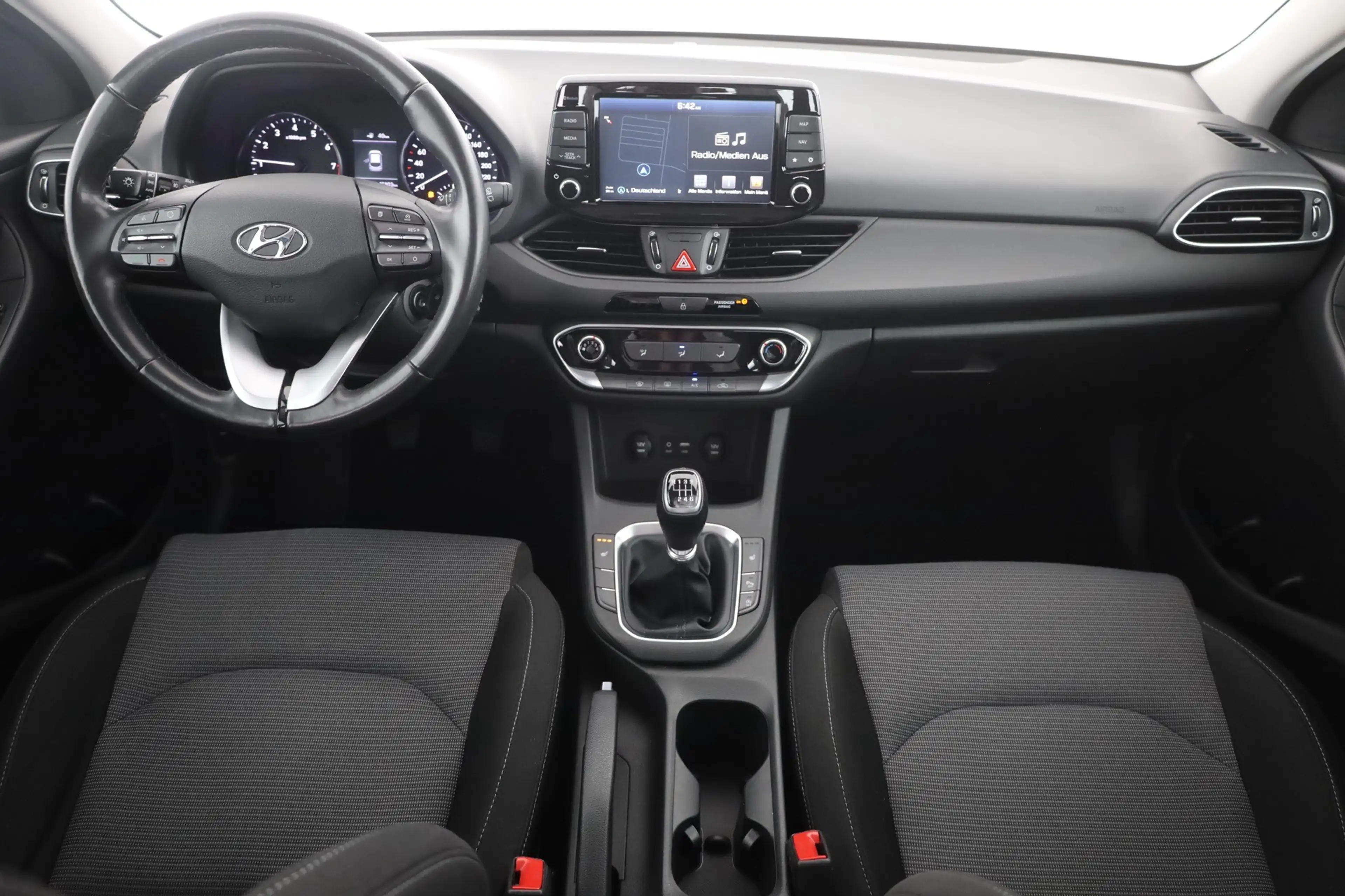 Hyundai i30 1.0 T-GDI Select Navi Android Apple Tempomat — photo 9