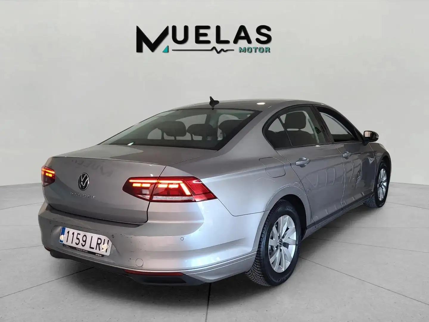 Volkswagen Passat 2.0TDI EVO 90kW DSG7 Gris - 2