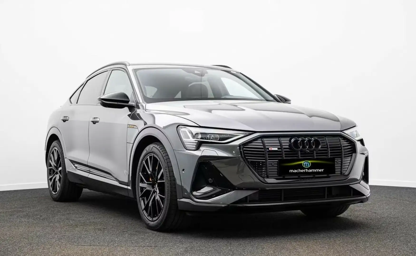 Audi e-tron 55 SB S LINE*PANO*AHK*MATRIX*ACC*HUD*KEY* Grau - 2