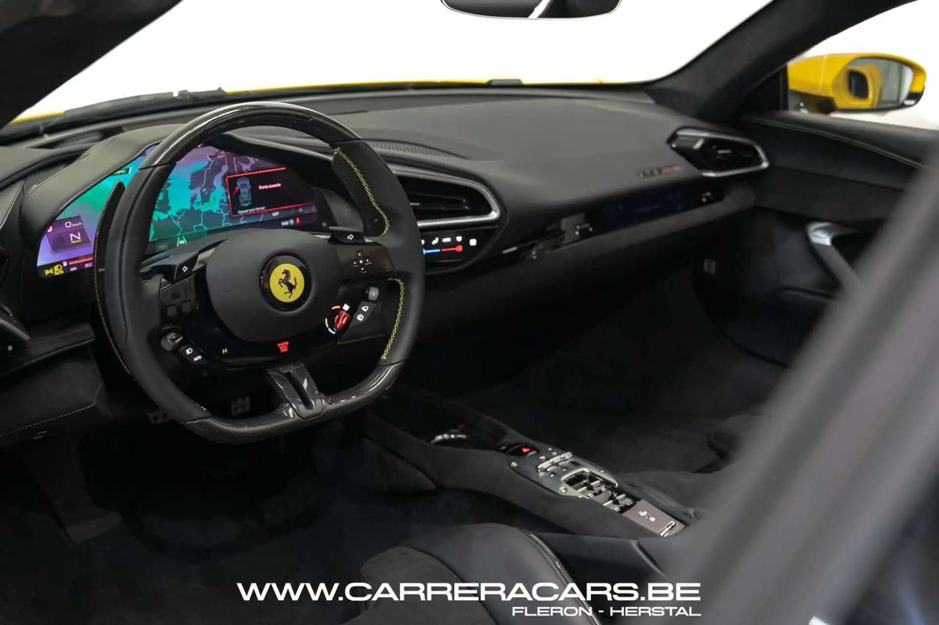 페라리 296 GTS 2025 노랑 사진 8