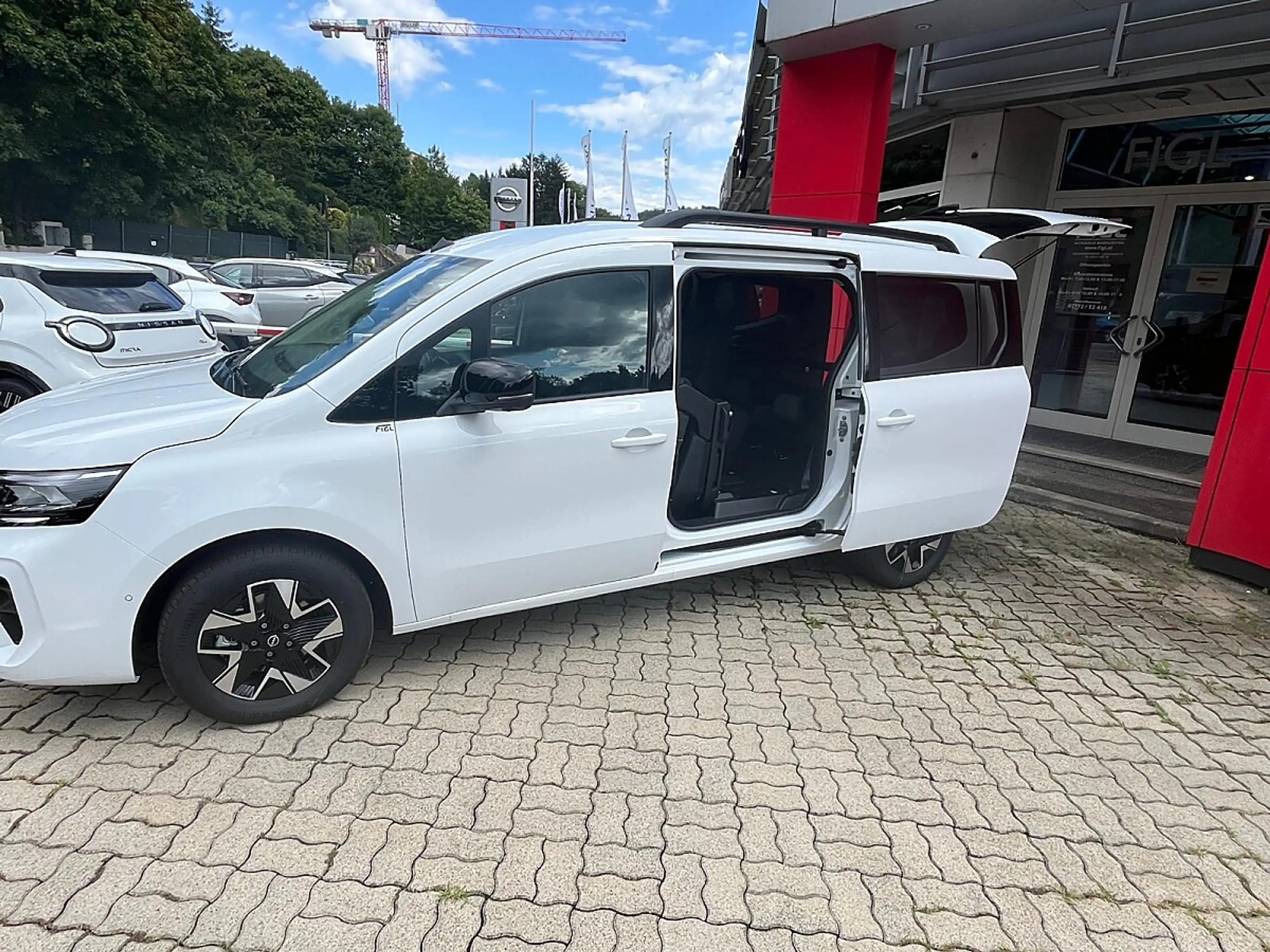 Nissan Townstar L2 DIG-T 130 7stz. Tekna Evalia 7DCT — photo 4