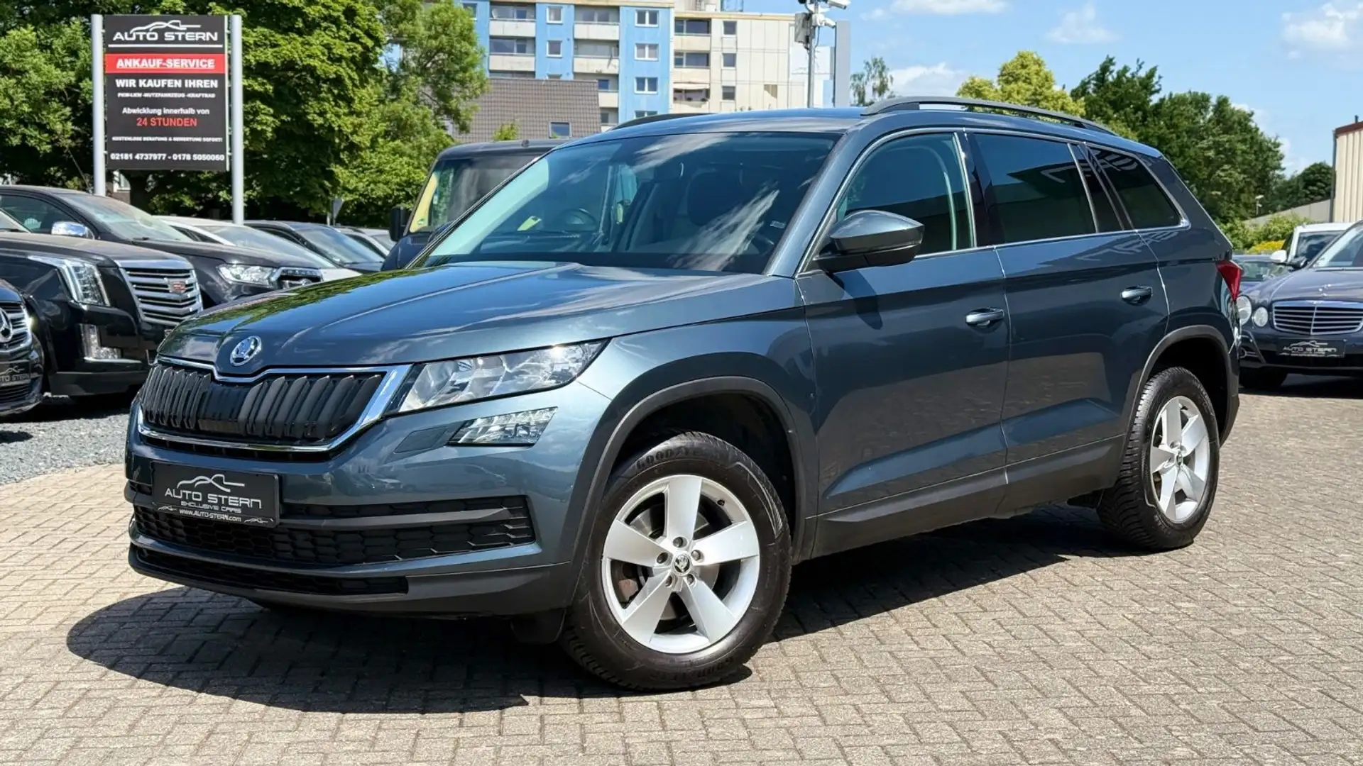 Skoda Kodiaq Ambition 1.4 TSI ACT 4x4 FAMILY-PLUS AHK Gris - 1