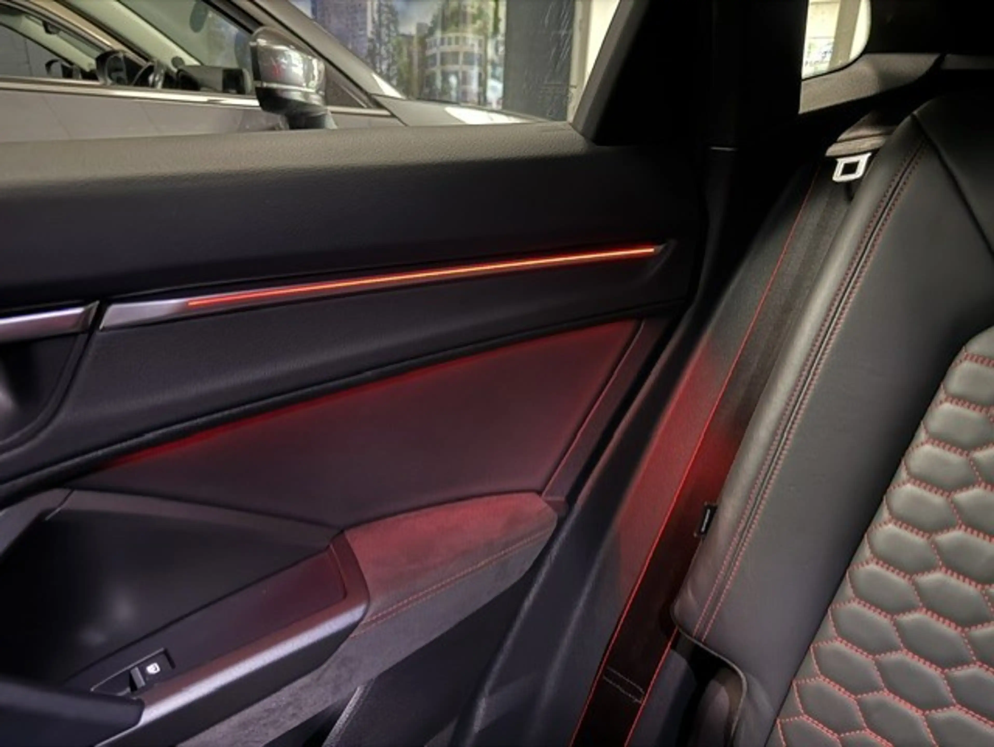 Audi RS Q3 Sportback Quattro PANO/RS SEAT/B&O — photo 15