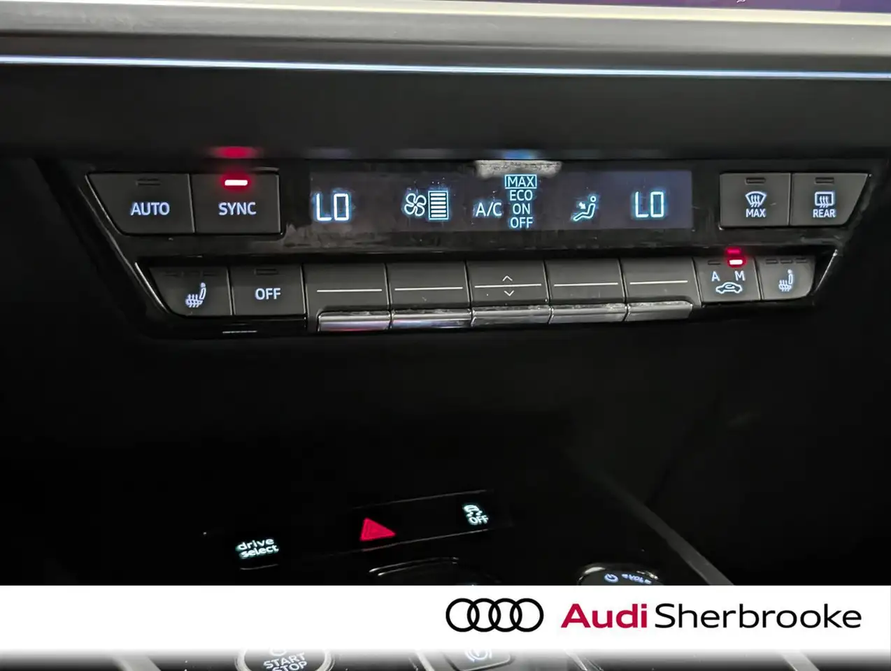 Audi Q4 e-tron снимка Audi Q4 e-tron