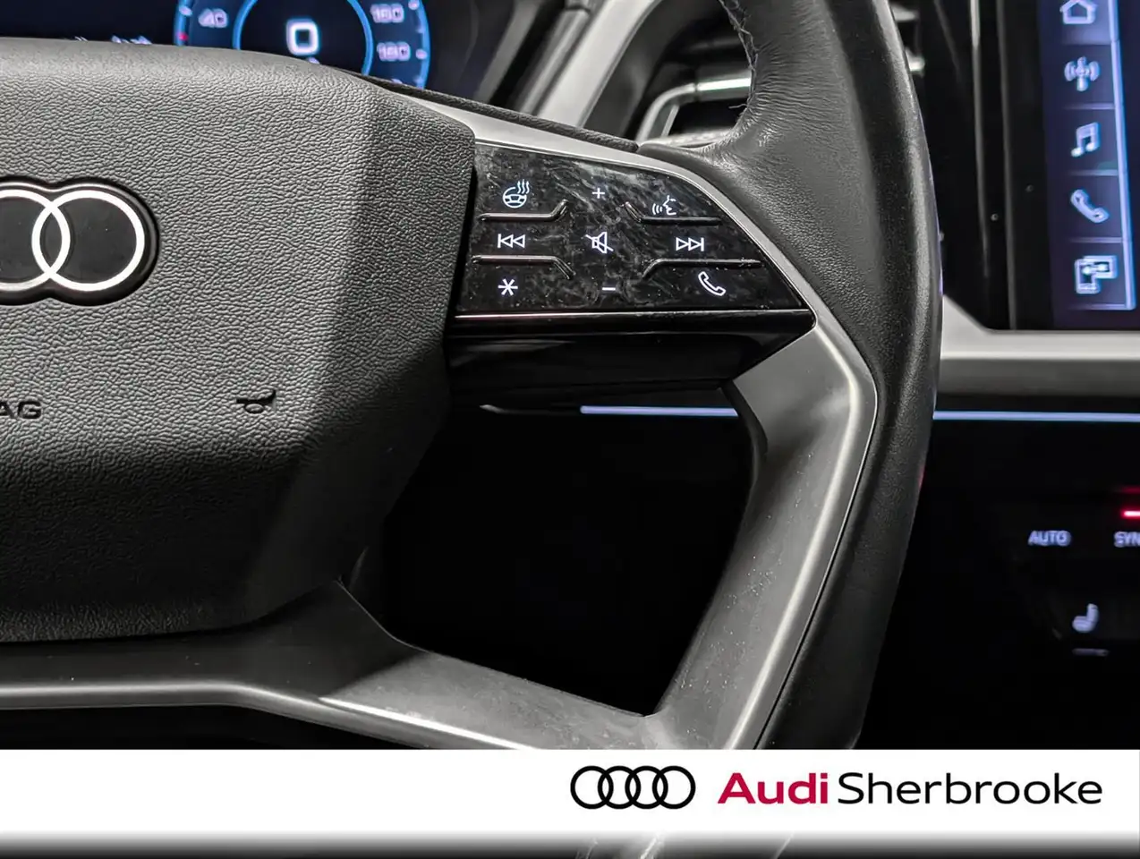 Audi Q4 e-tron снимка Audi Q4 e-tron
