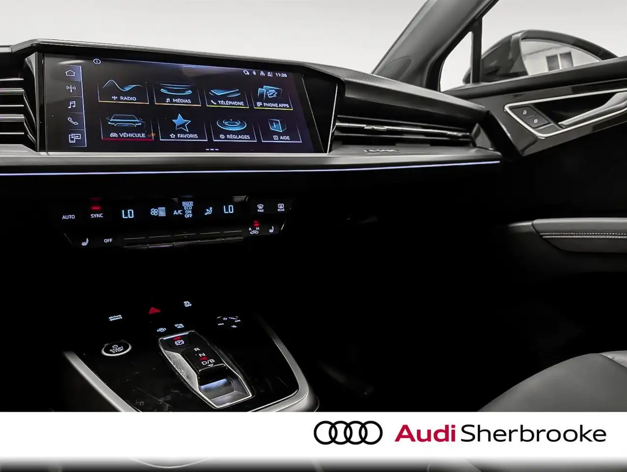 Audi Q4 e-tron снимка Audi Q4 e-tron