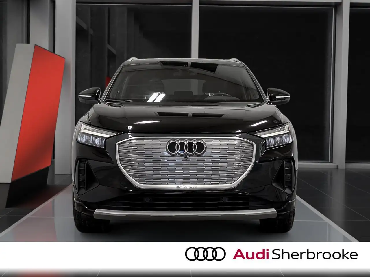 Audi Q4 e-tron снимка Audi Q4 e-tron