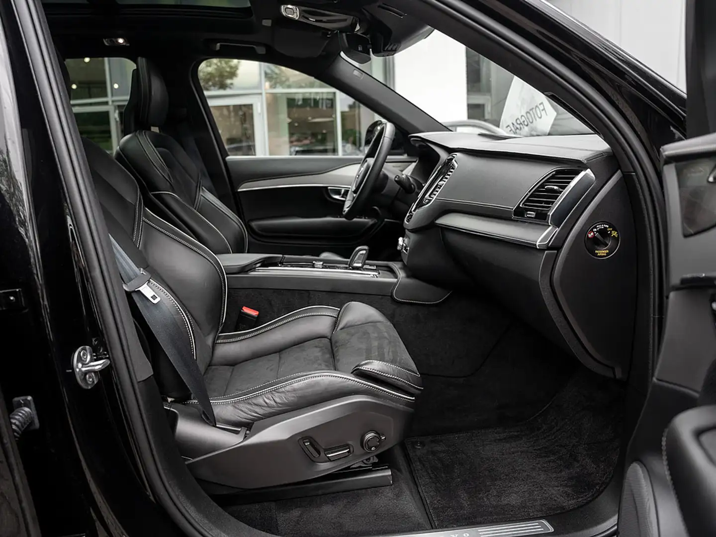 Volvo XC90 B5 AWD R Design Negru - 2