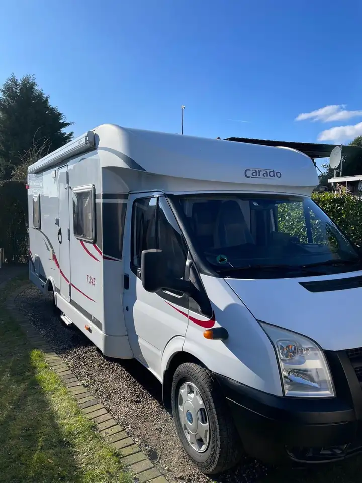Caravans-Wohnm Carado