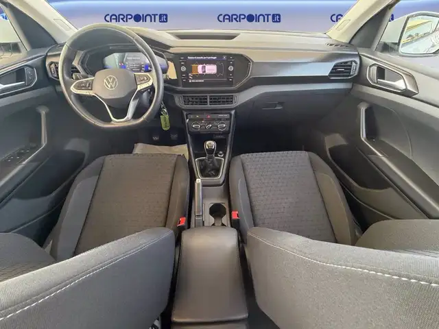 Volkswagen T-Cross view 11