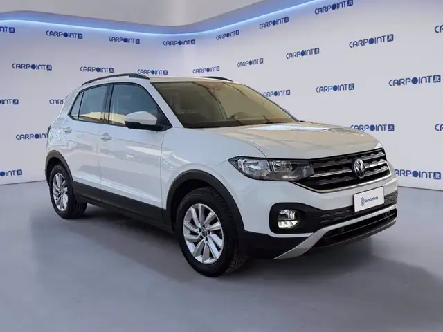 Volkswagen T-Cross view 8