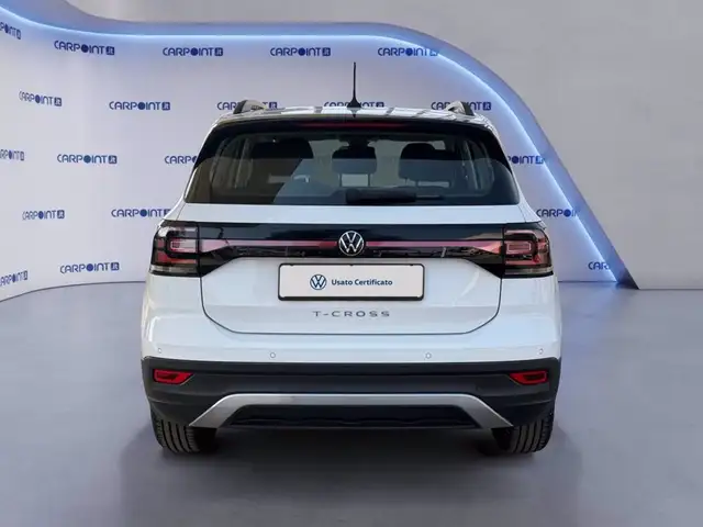 Volkswagen T-Cross view 5