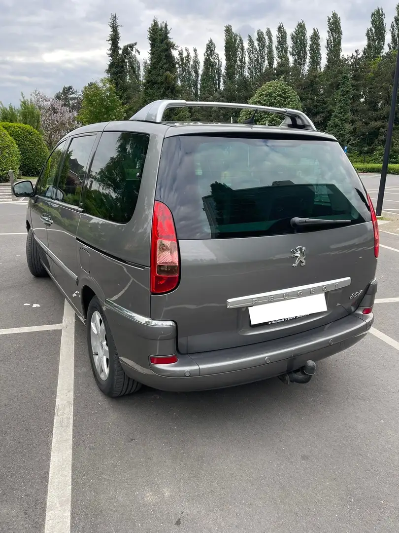 Peugeot 807 HDi 170 Bi-Turbo Automatik Premium - 2