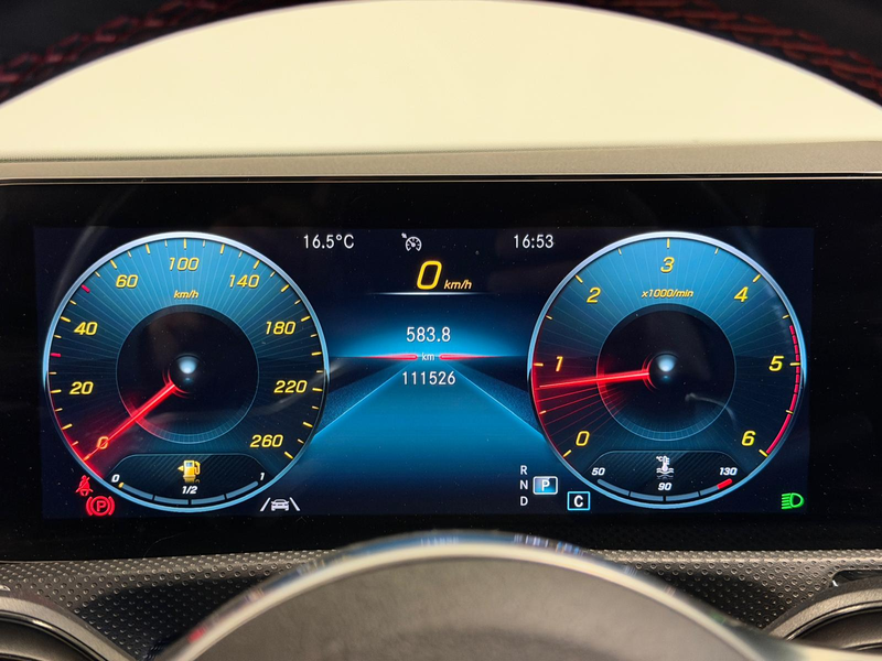 Mercedes-Benz CLA 180 CLA 180d AMG Line Night Pack — photo 12