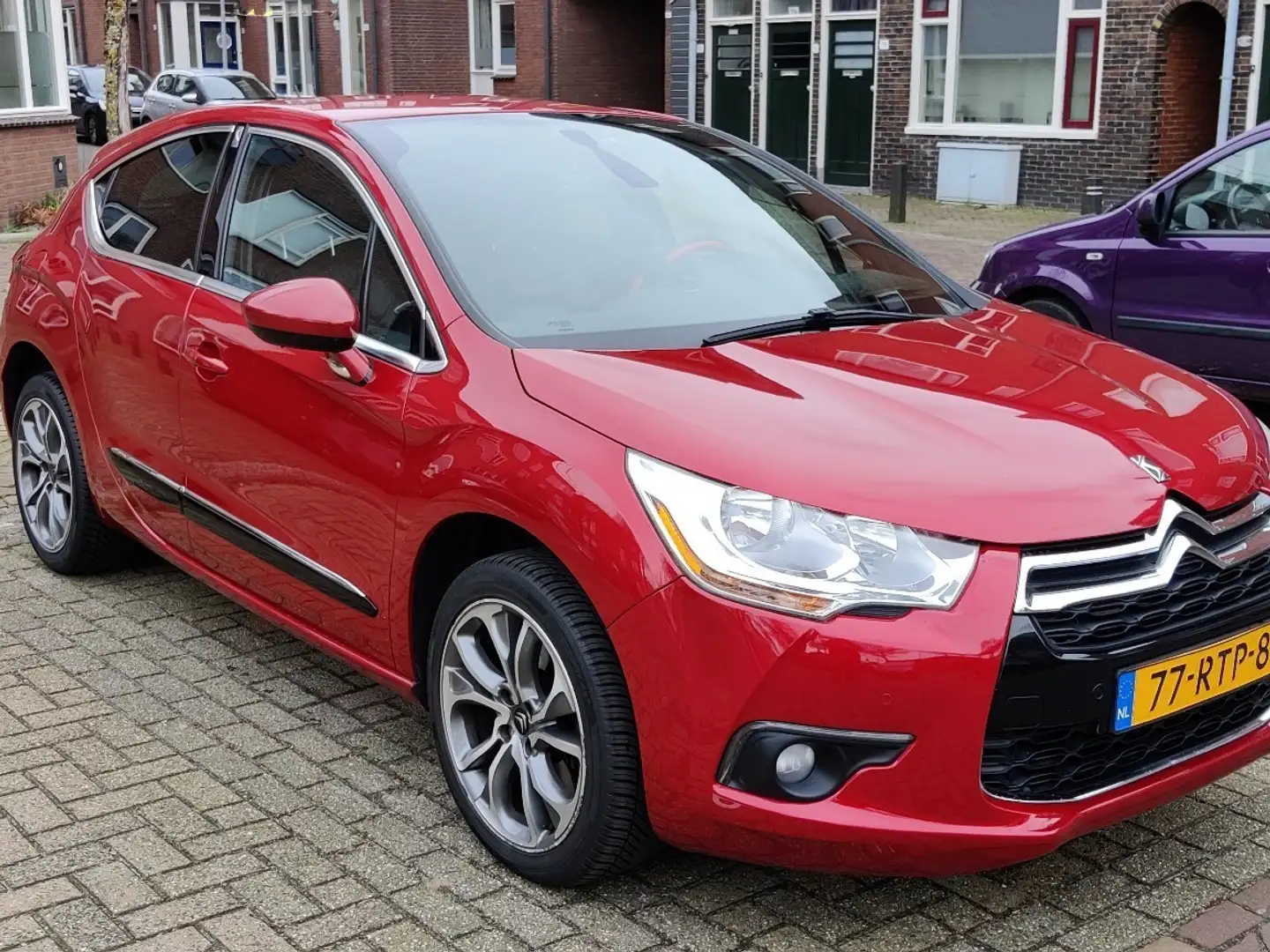Citroen DS4 THP 200 SportChic Rood - 2