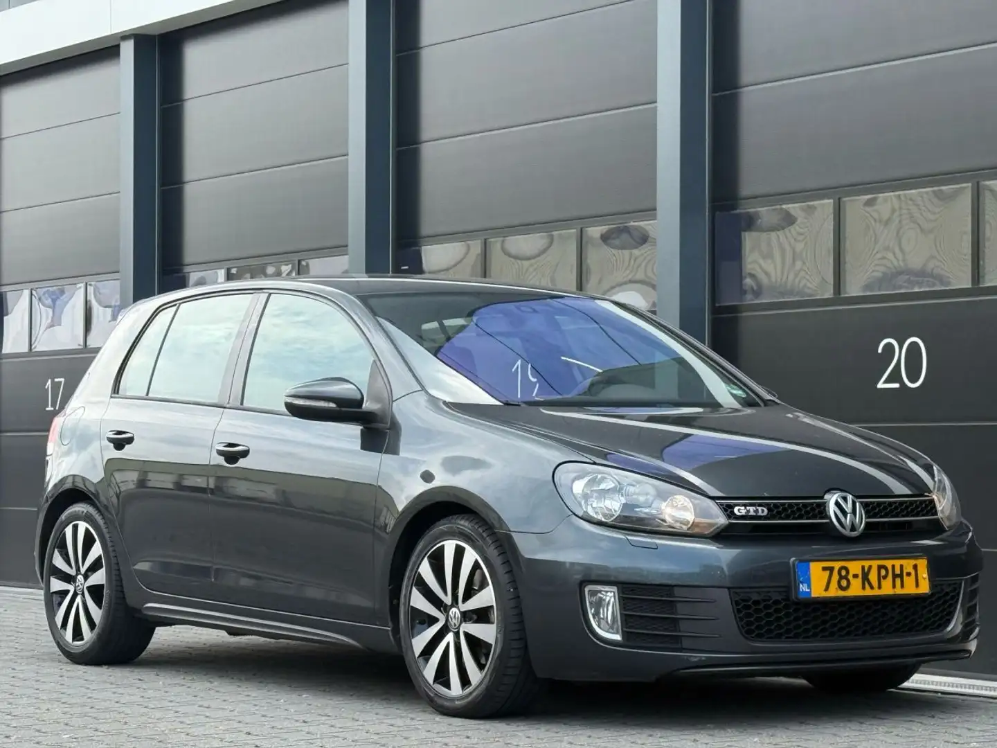 Volkswagen Golf GTD 2.0 Navi Clima 170 PK Grijs - 2