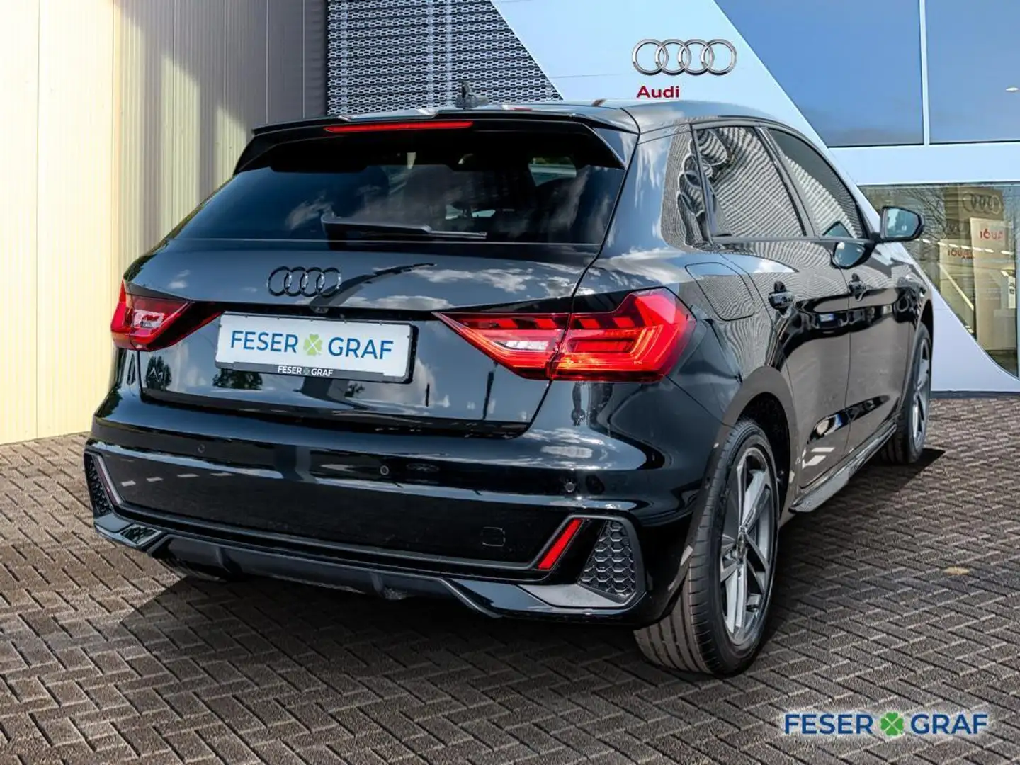 Audi A1 Sportback 30 TFSI S line /LED/Navi+/Kamera Schwarz - 2