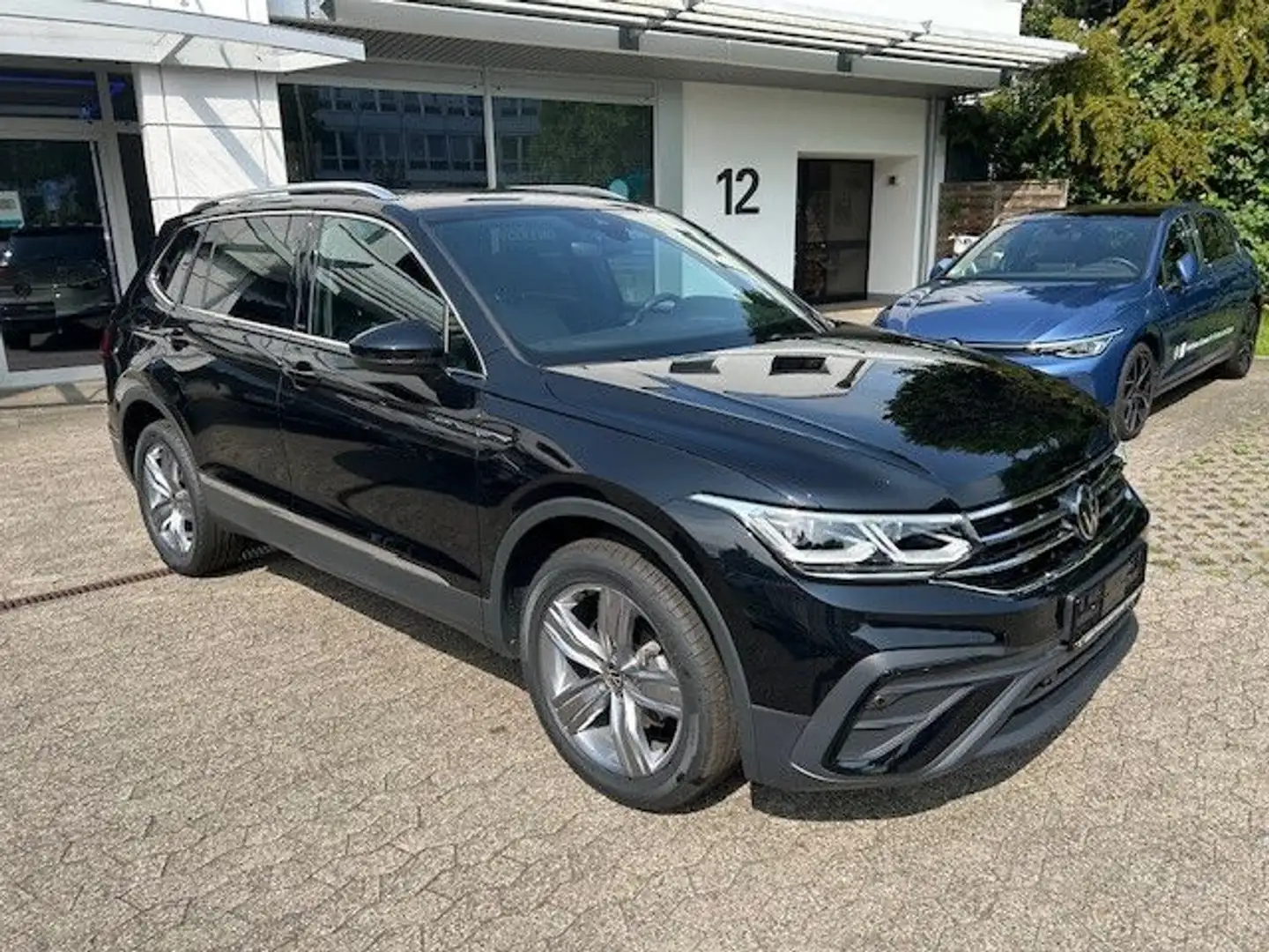 Volkswagen Tiguan Allspace Move 1,5l TSI SSD, PLUS-PAKET Nero - 2